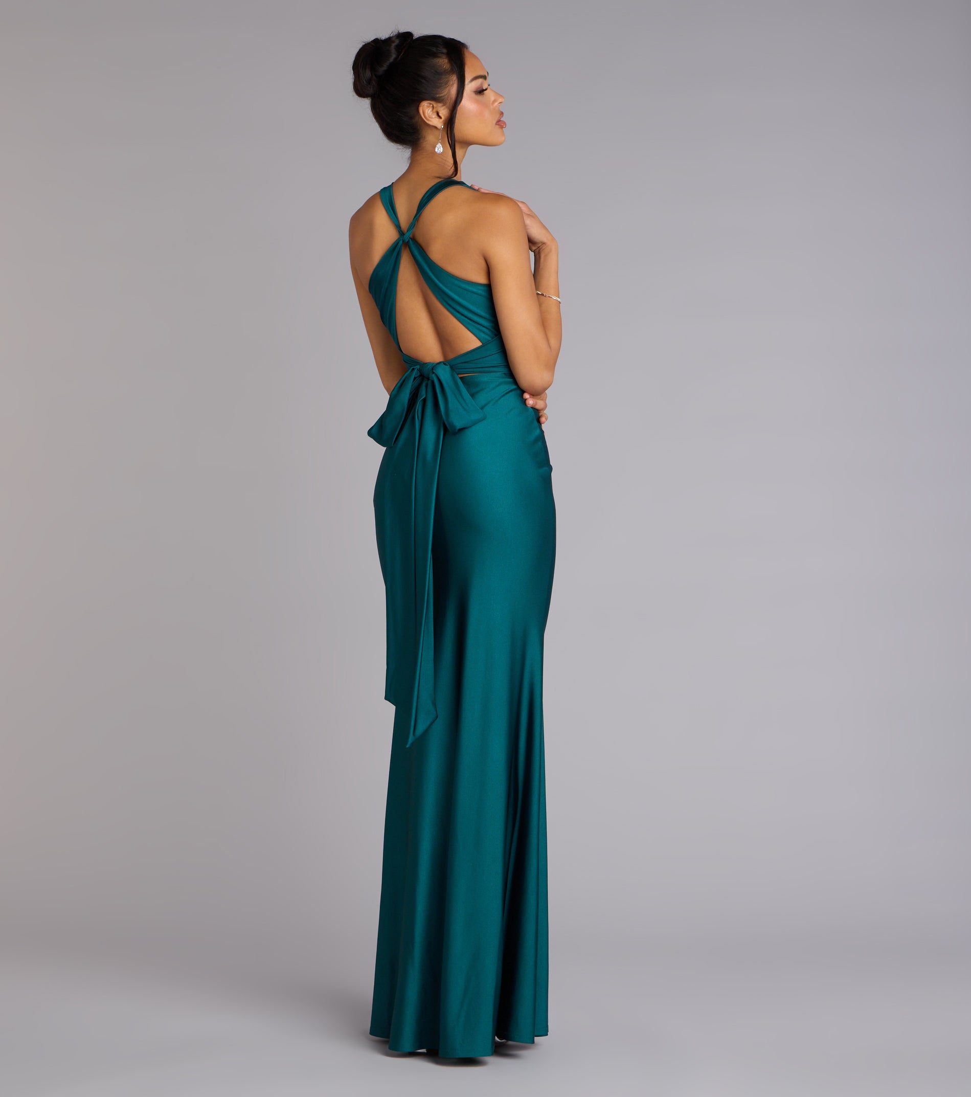 Adrianne Plunge Bow Mermaid Formal Dress - Image 2
