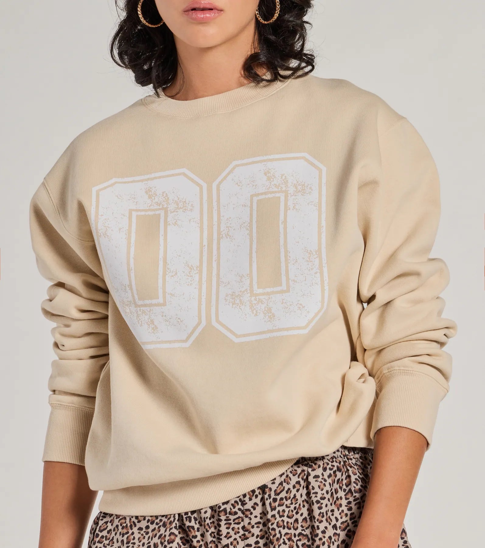 Sporty Era Oversized Fleece Screen Sweatshirt - Image 4