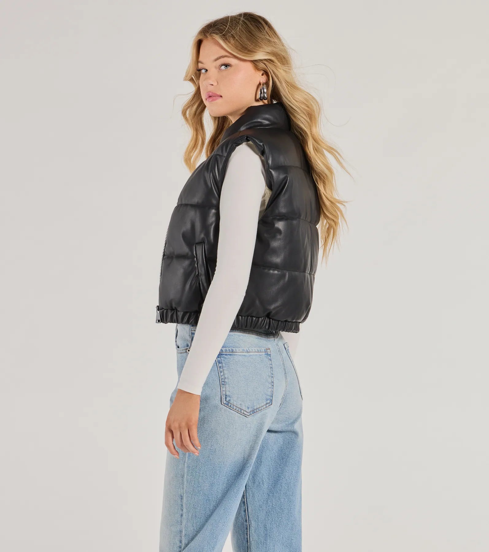 Cuddle Glam Faux Leather Sherpa Lined Puffer Vest - Image 2