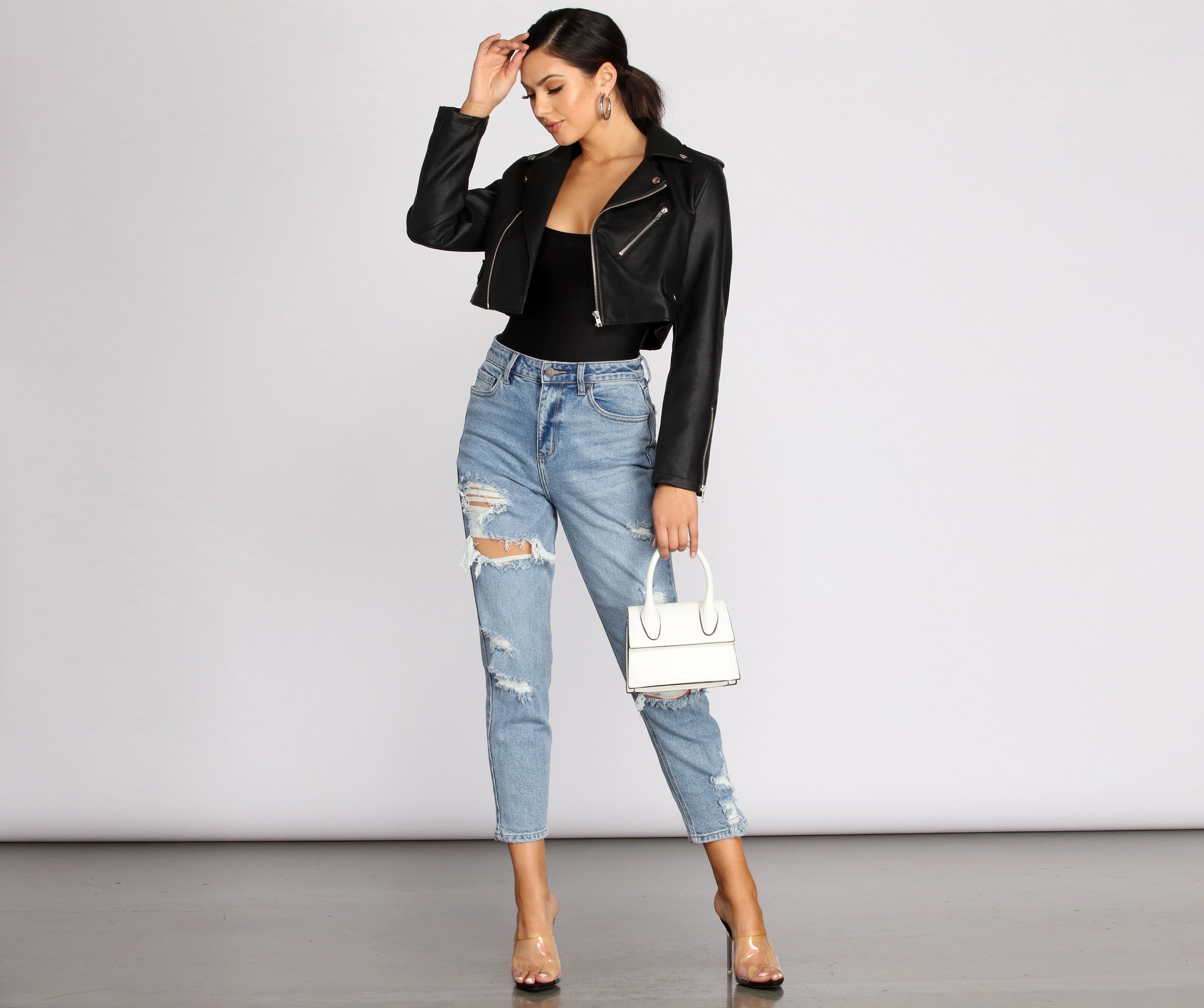 Chic And Cropped Faux Leather Jacket - Image 4