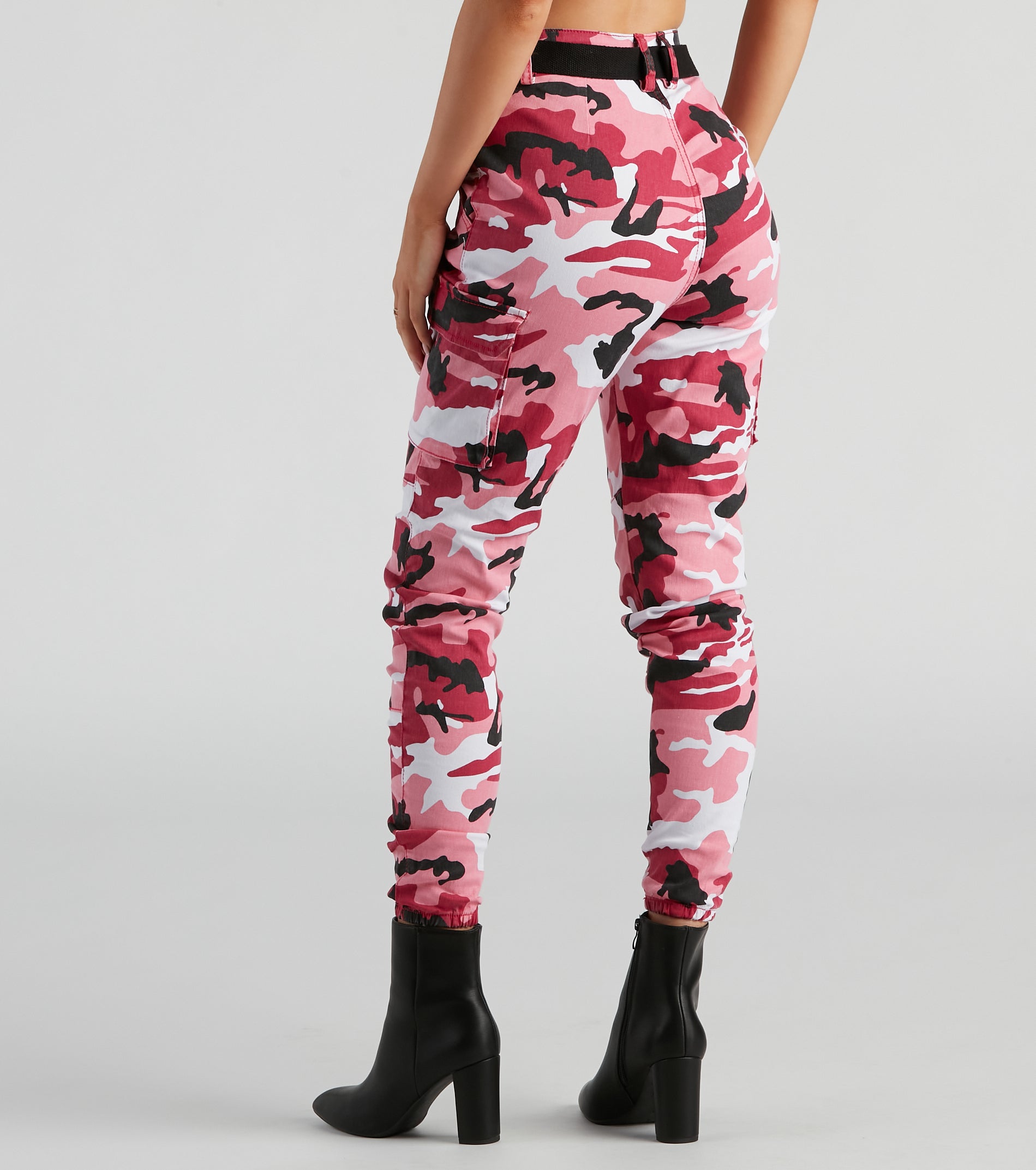 Blend In Mid-Rise Camo Joggers - Image 2