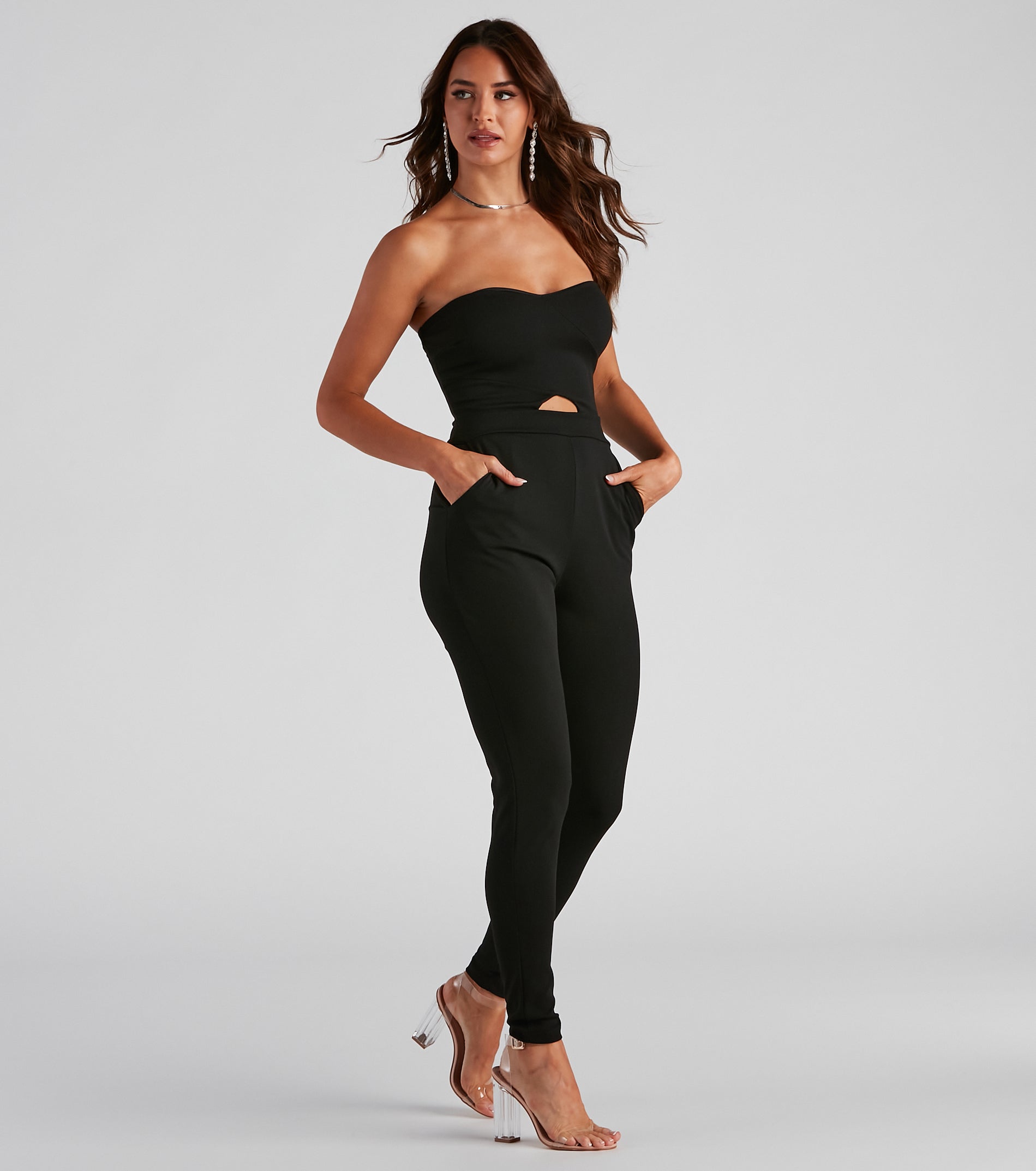 Chic Sophistication Sleeveless Tapered Jumpsuit - Image 3