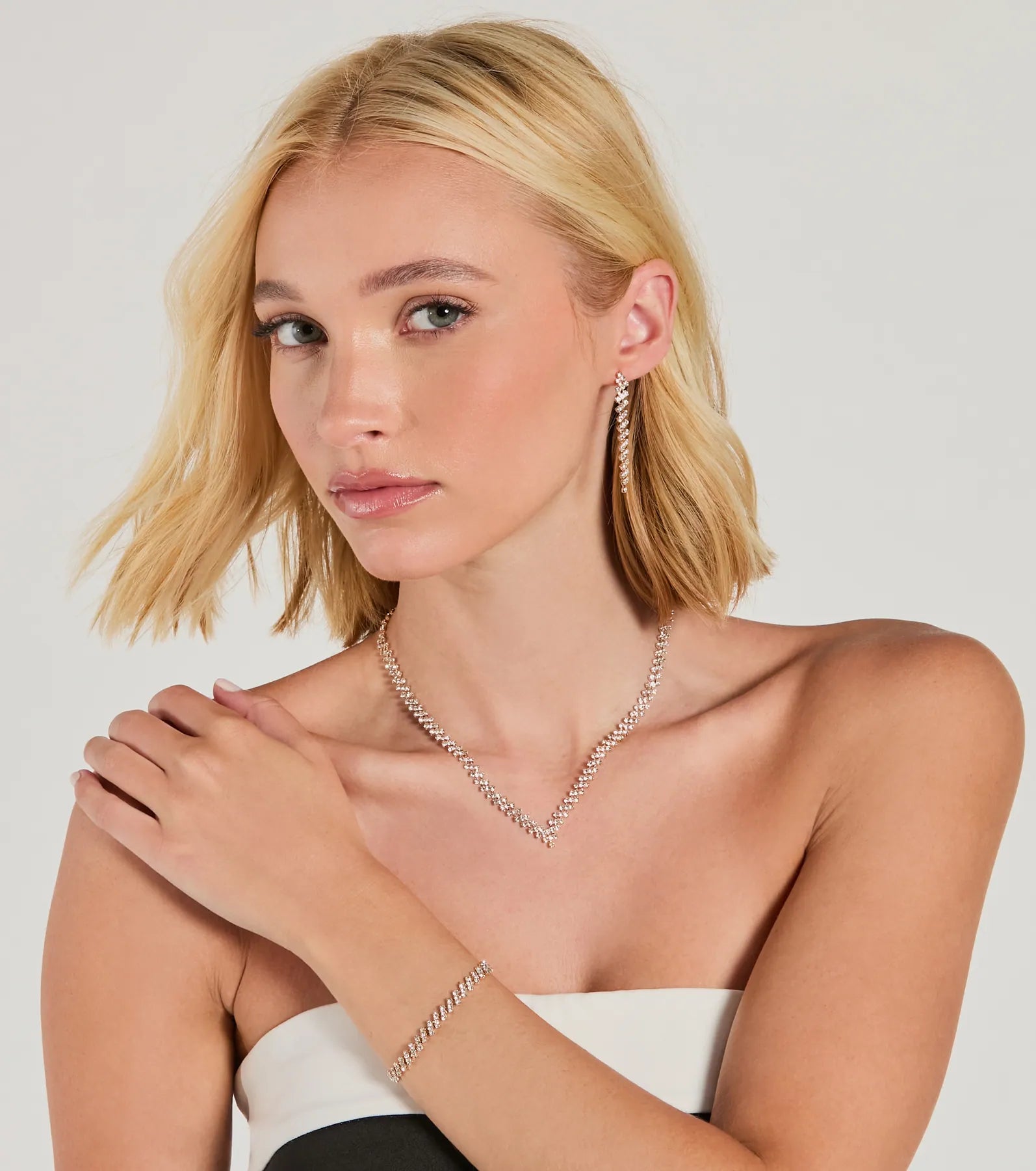 All In The Shine Necklace Set - Image 14