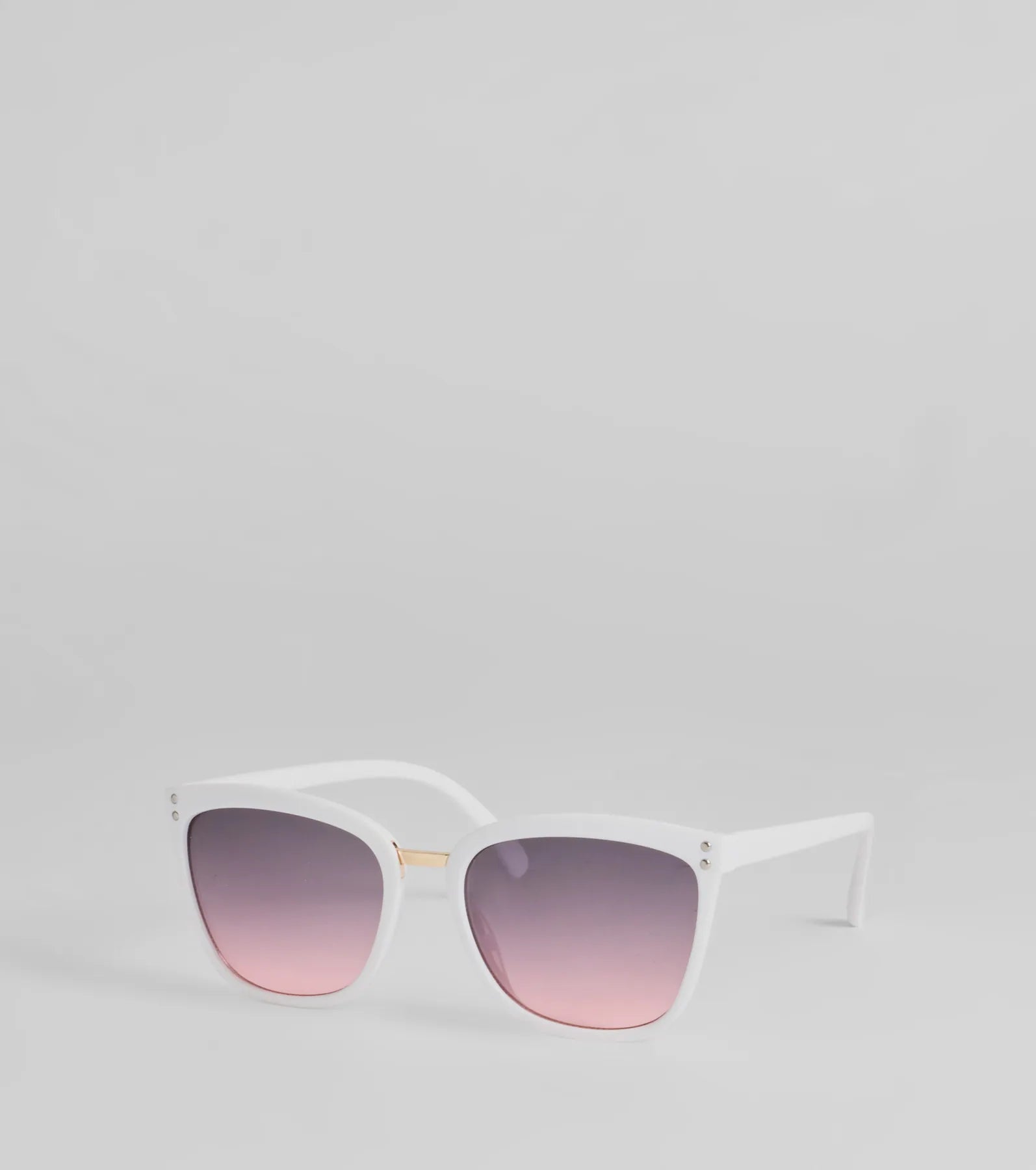 Trendy Era Oversized Square Sunglasses - Image 2