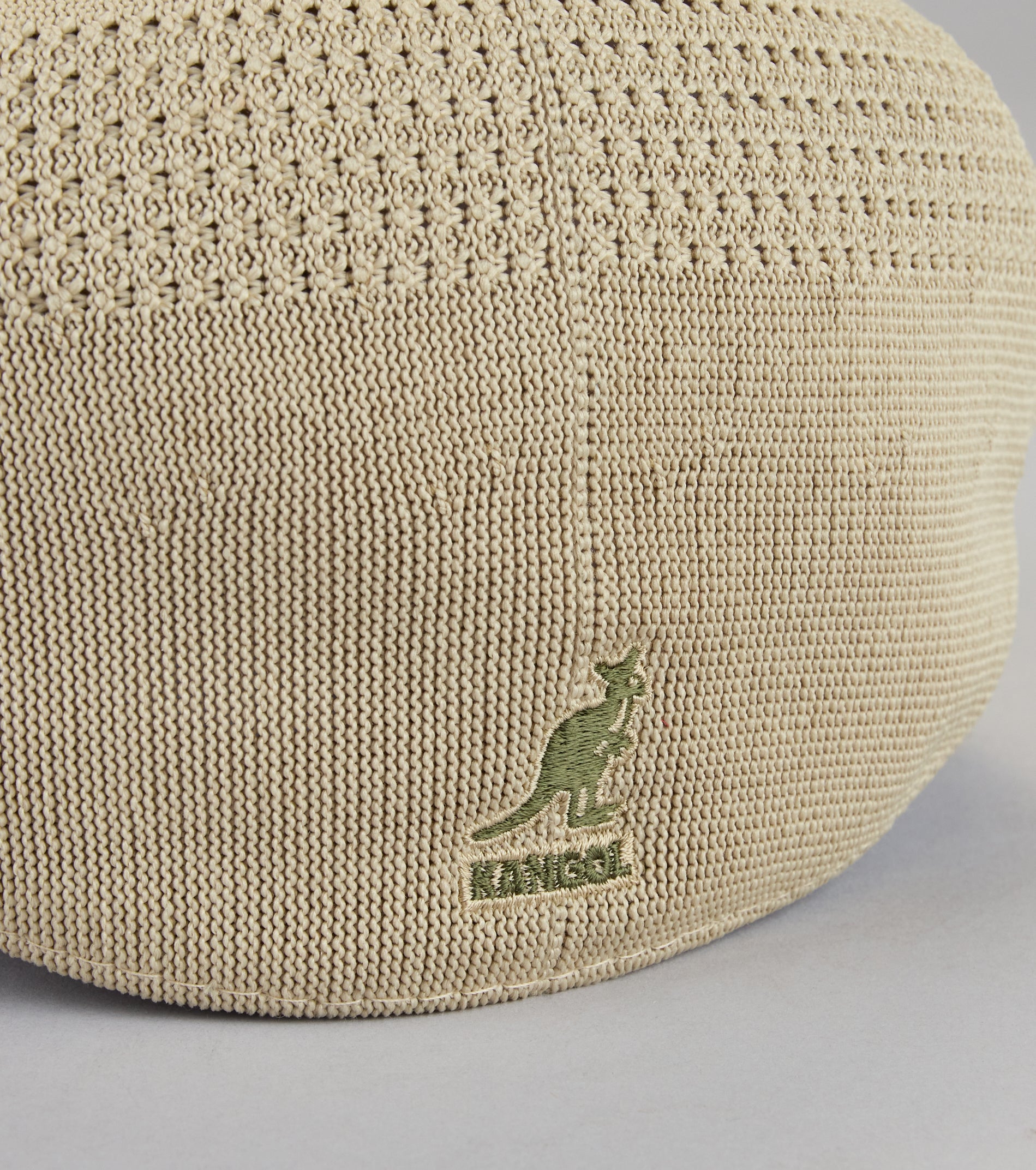 Kangol Tropic™ 504 Beige Beret - Image 4