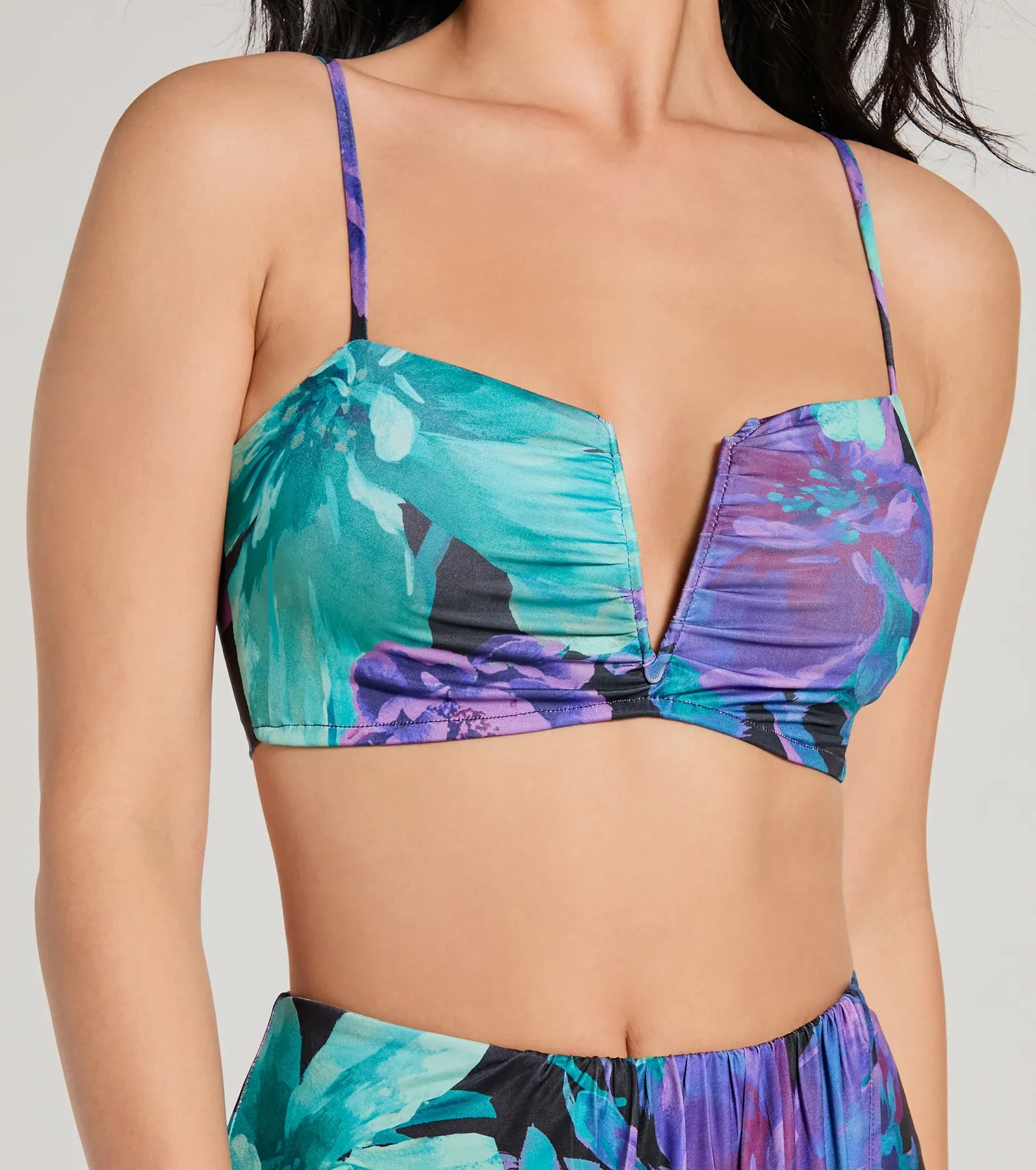 Tropical Vacay Spaghetti Strap Tie-Back Crop Top - Image 4