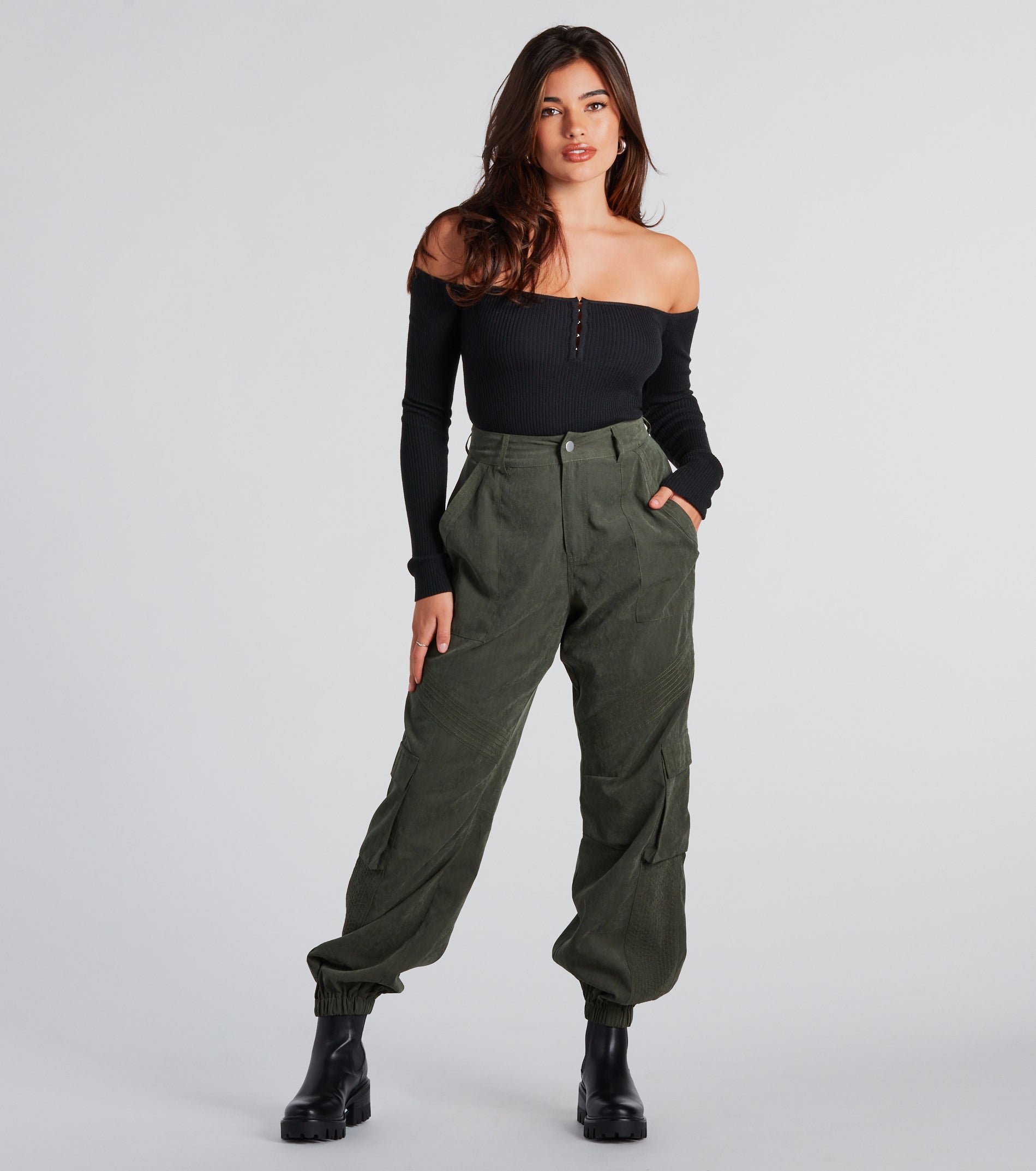 Trendy Upgrade Off-The-Shoulder Crop Top - Image 8
