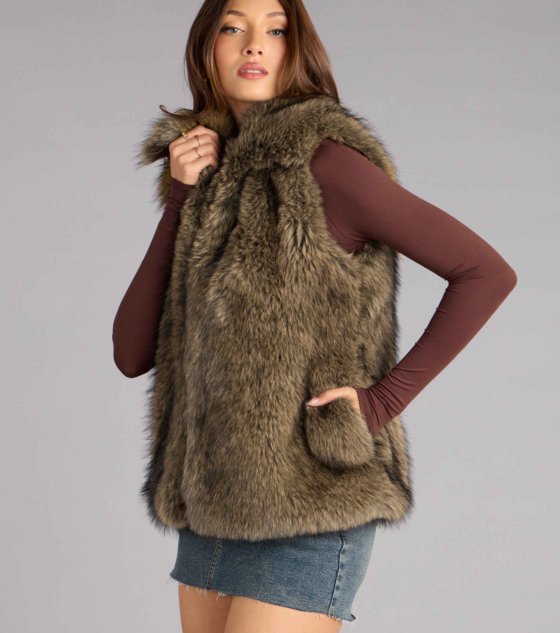 Jet Set Mood Faux Fur Vest - Image 2
