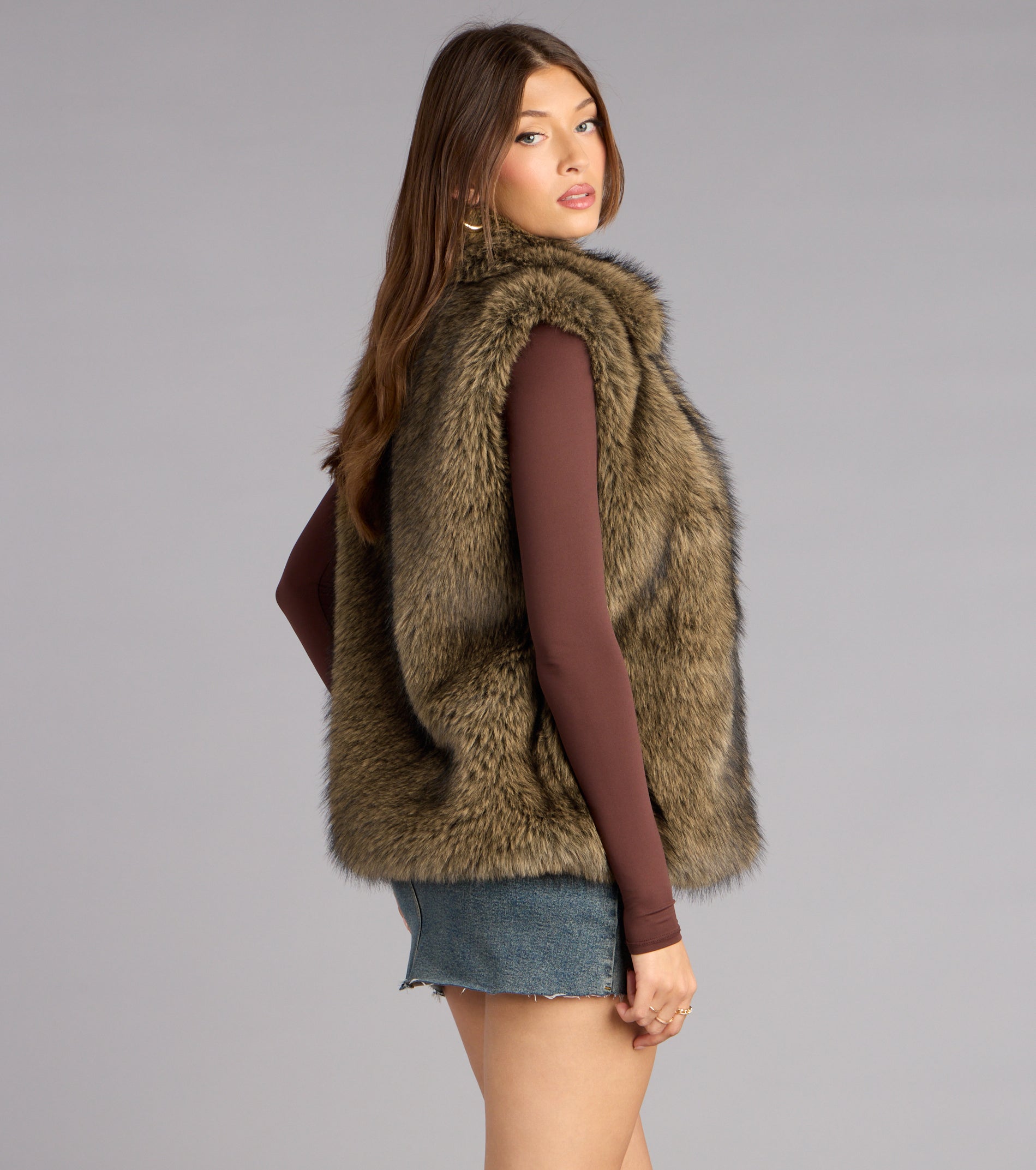 Jet Set Mood Faux Fur Vest - Image 3