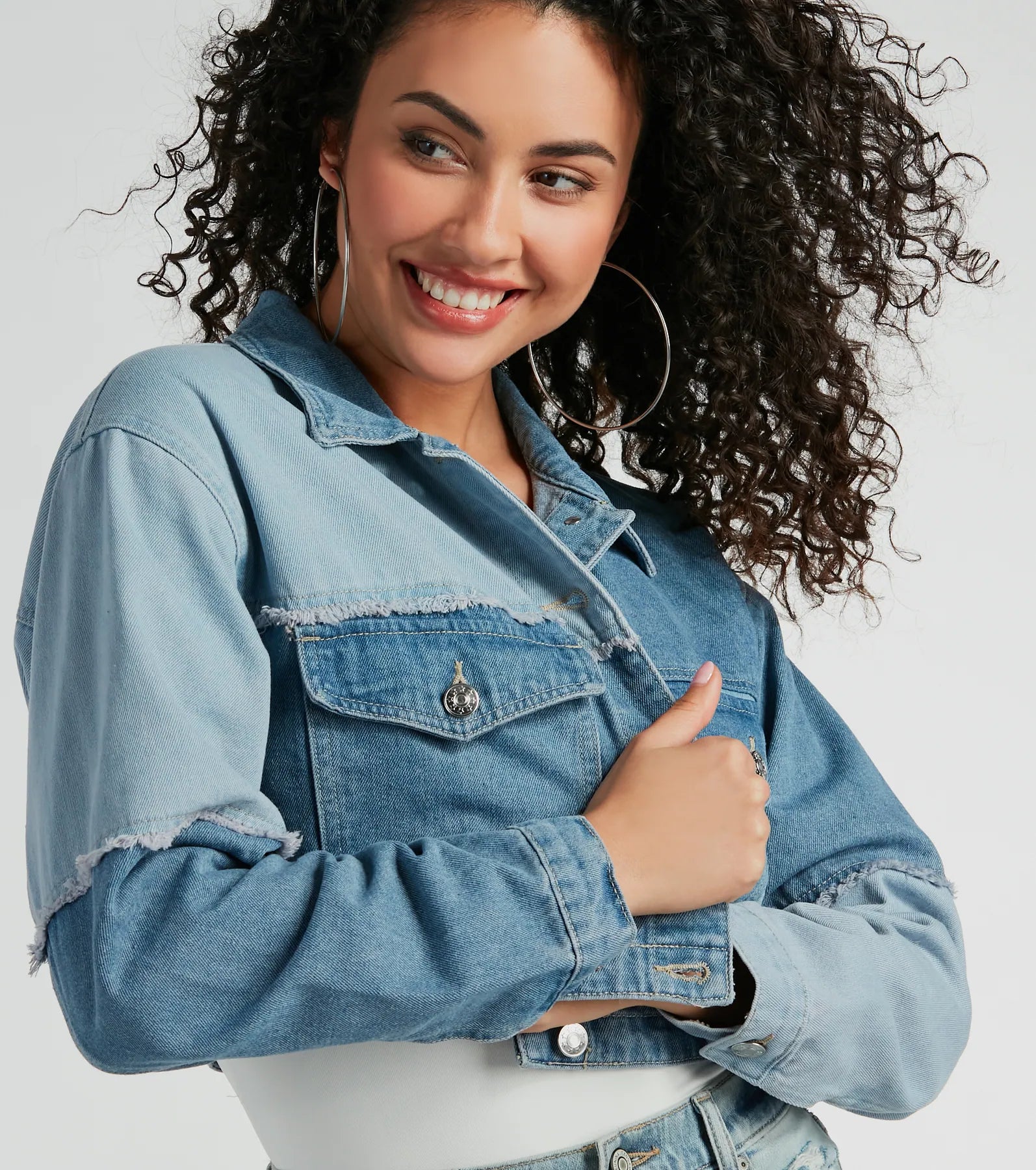 Trendsetter Denim Patchwork Cropped Jean Jacket - Image 3