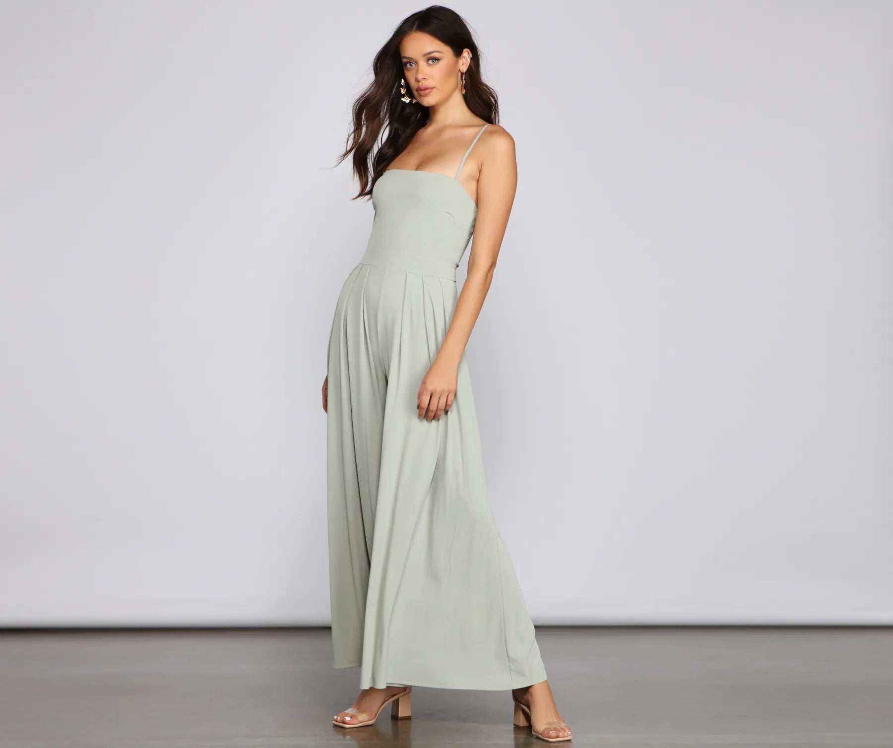 So Sleek Trendy Sleeveless Jumpsuit - Image 3
