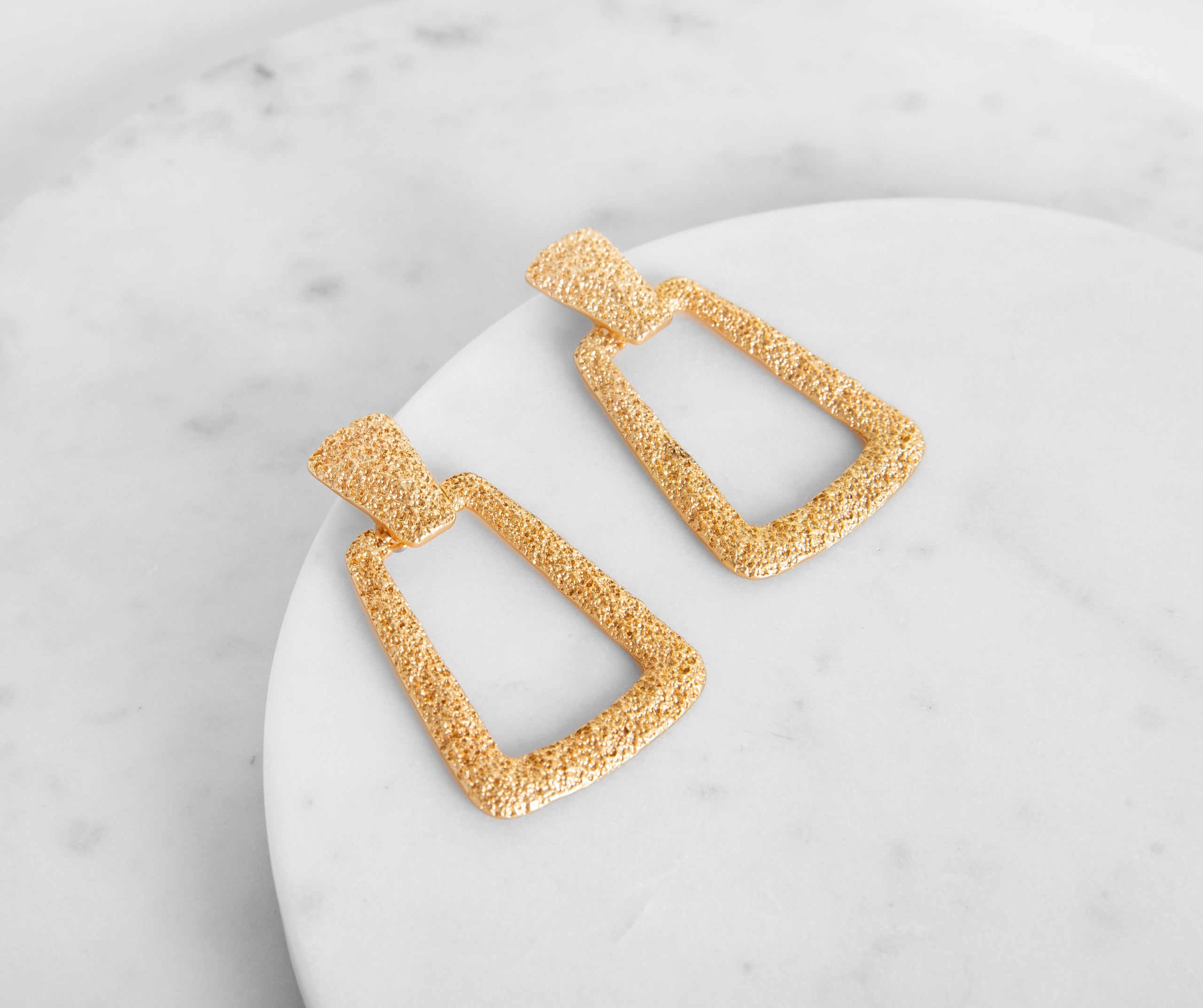 Trendy Textured Door Knocker Earrings - Image 2