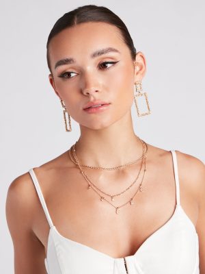 Cool-Girl Chic Celestial Charm Necklace