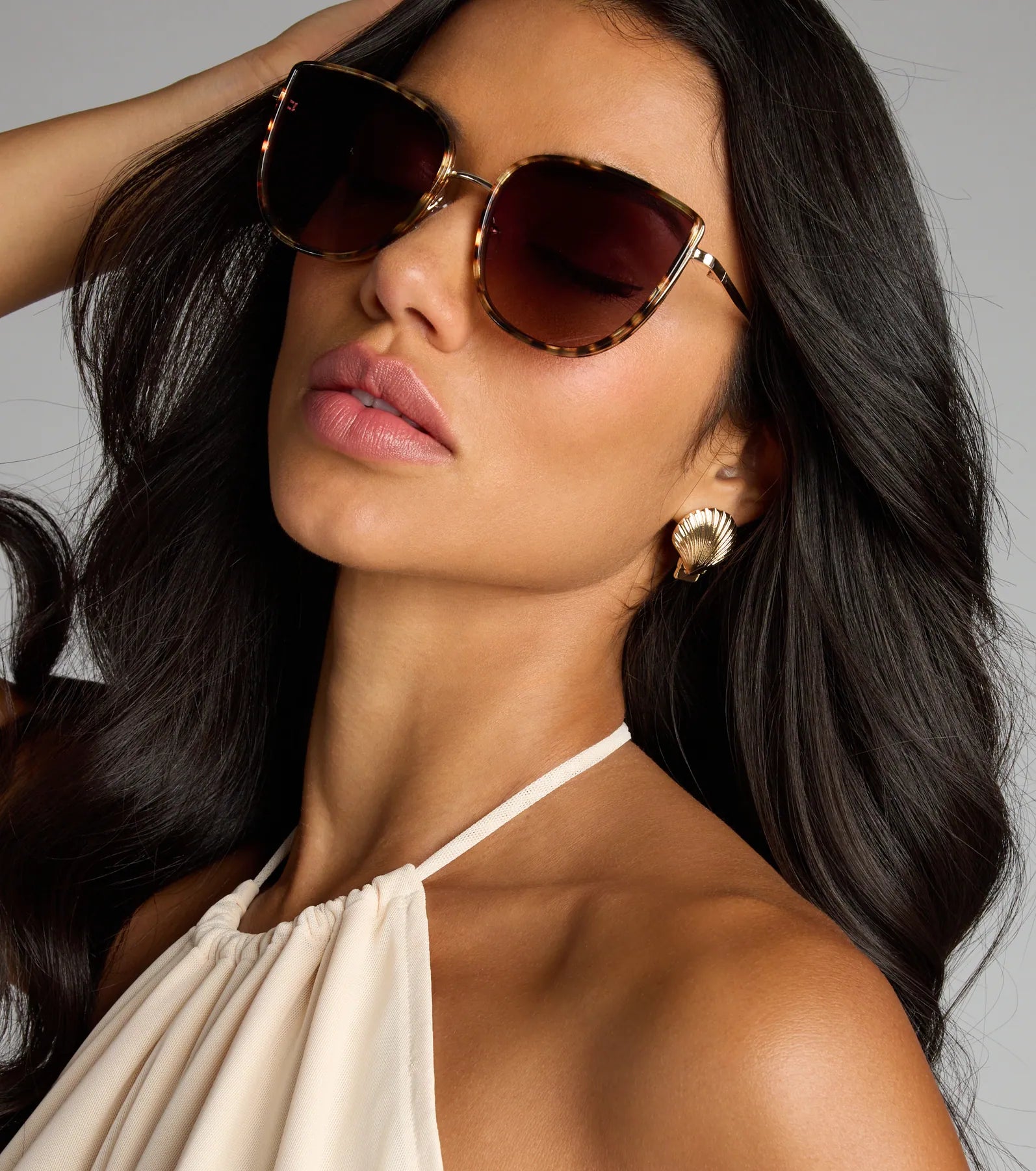 Big Mood Tortoiseshell Oversized Sunglasses - Image 3