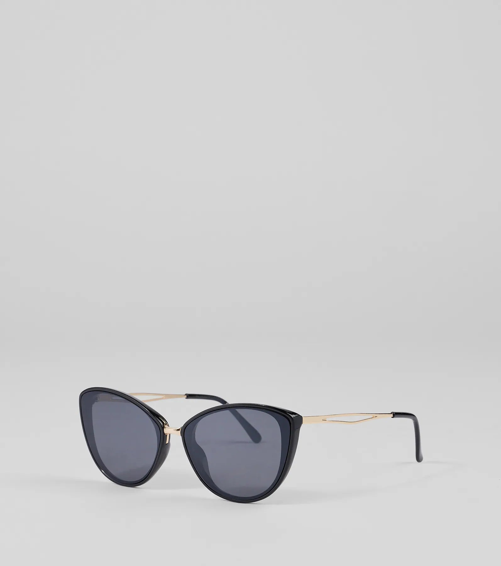 Chic Factor Oversized Sunglasses - Image 2