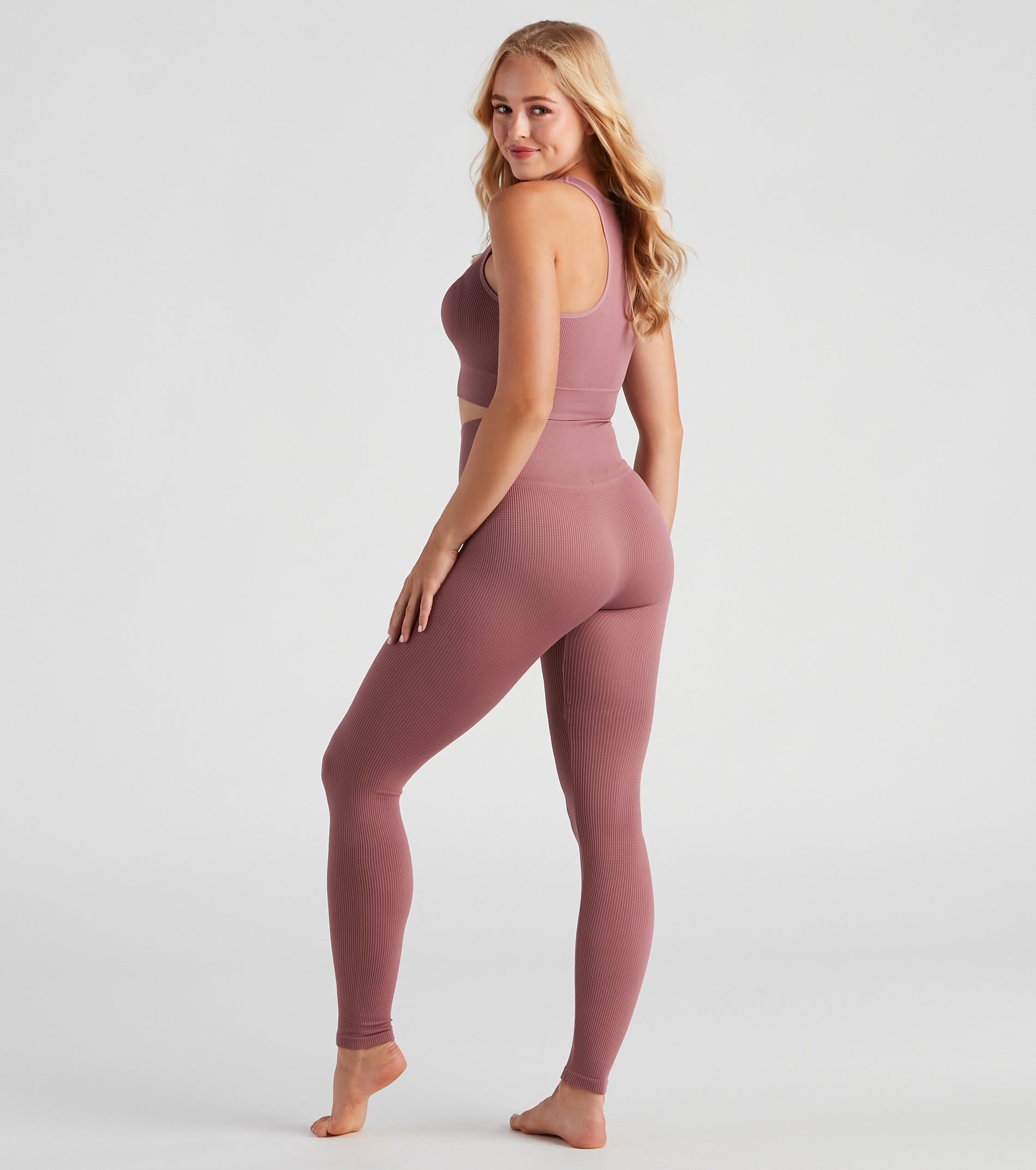 Cozy Seamless Pajama Top And Leggings Set - Image 6