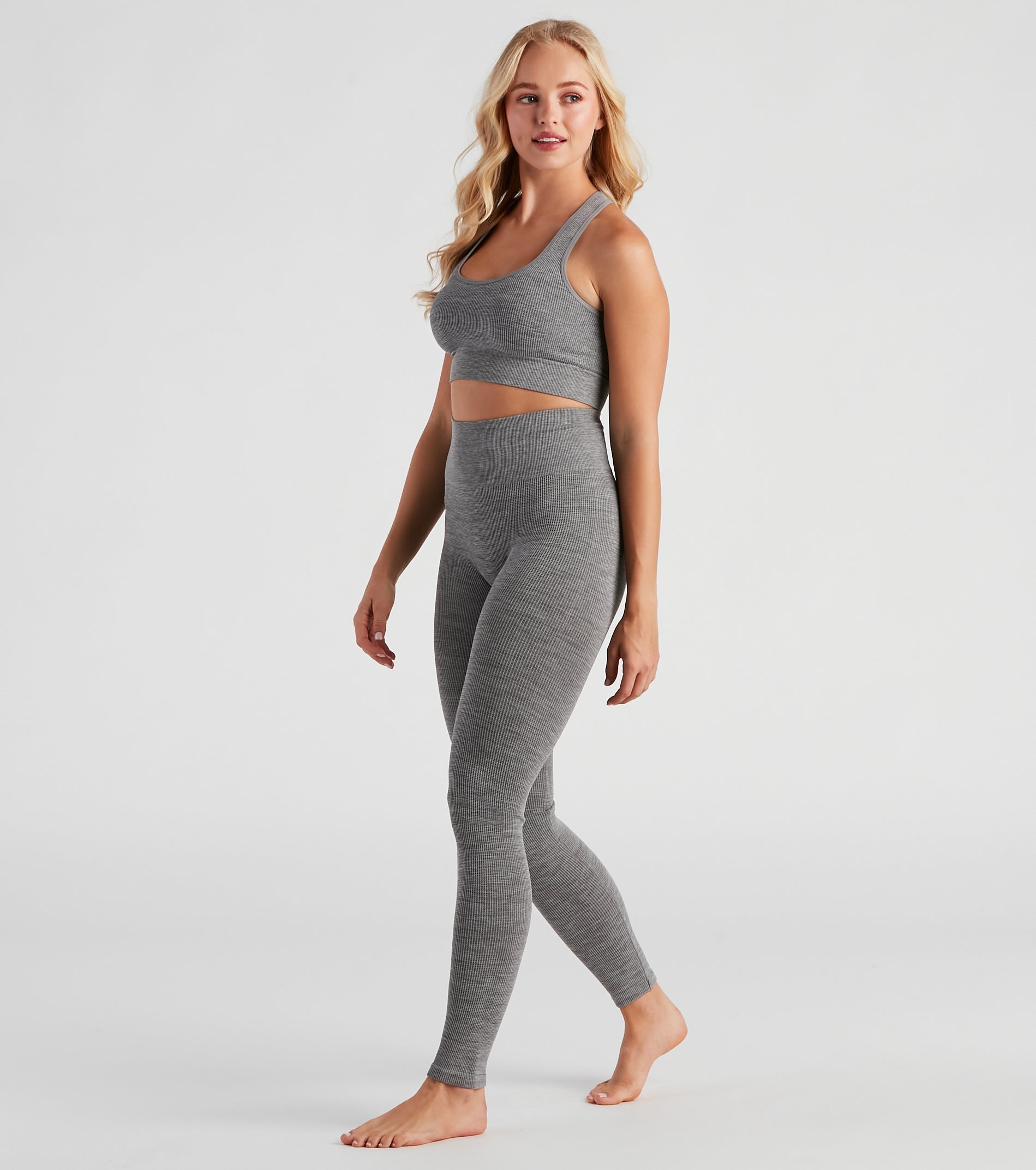 Cozy Seamless Pajama Top And Leggings Set - Image 3