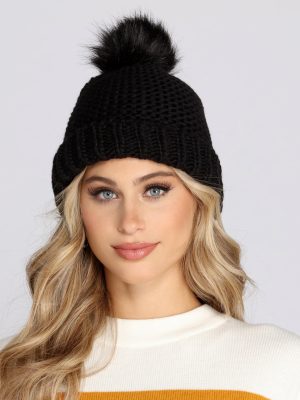 Chunky Knit Pom Pom Beanie