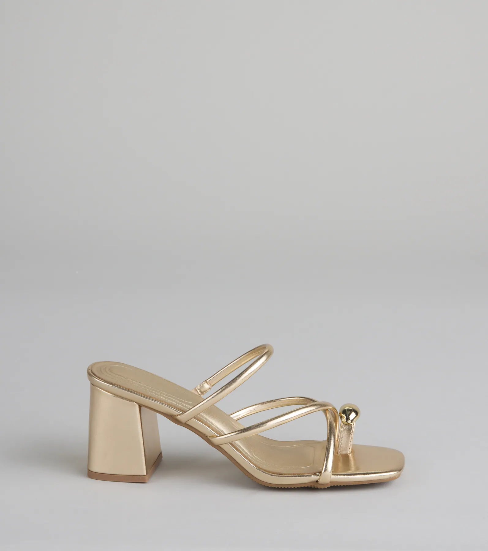 Walking Pretty Toe Ring Heels - Image 2