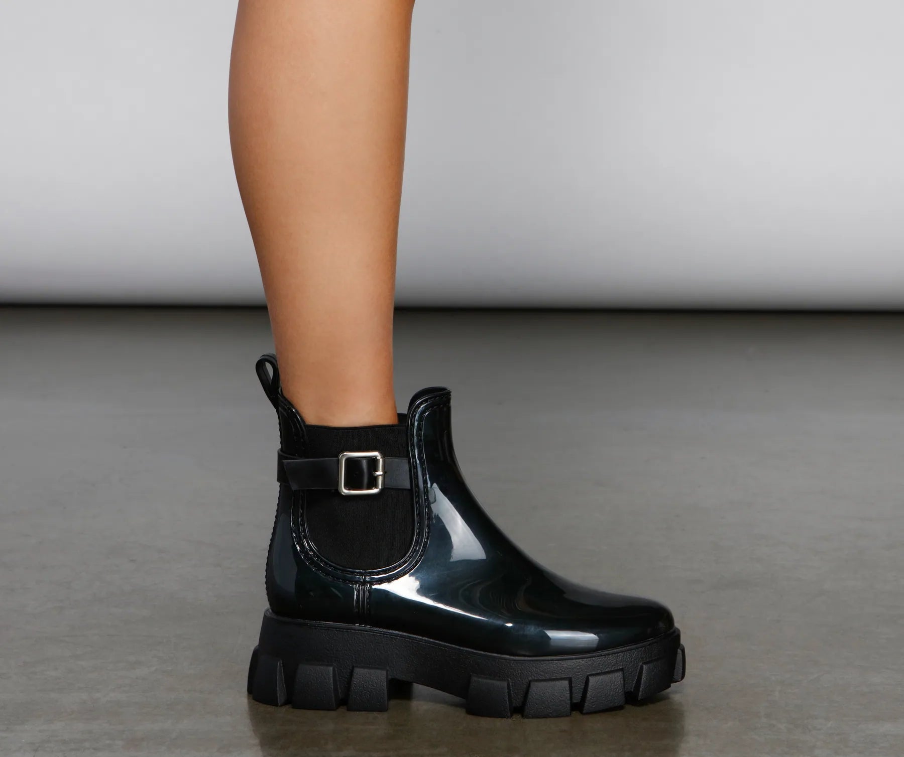 Major Baddie Lug Sole Booties - Image 4