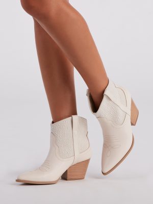 Country Babe Pearl Detailed Western Booties