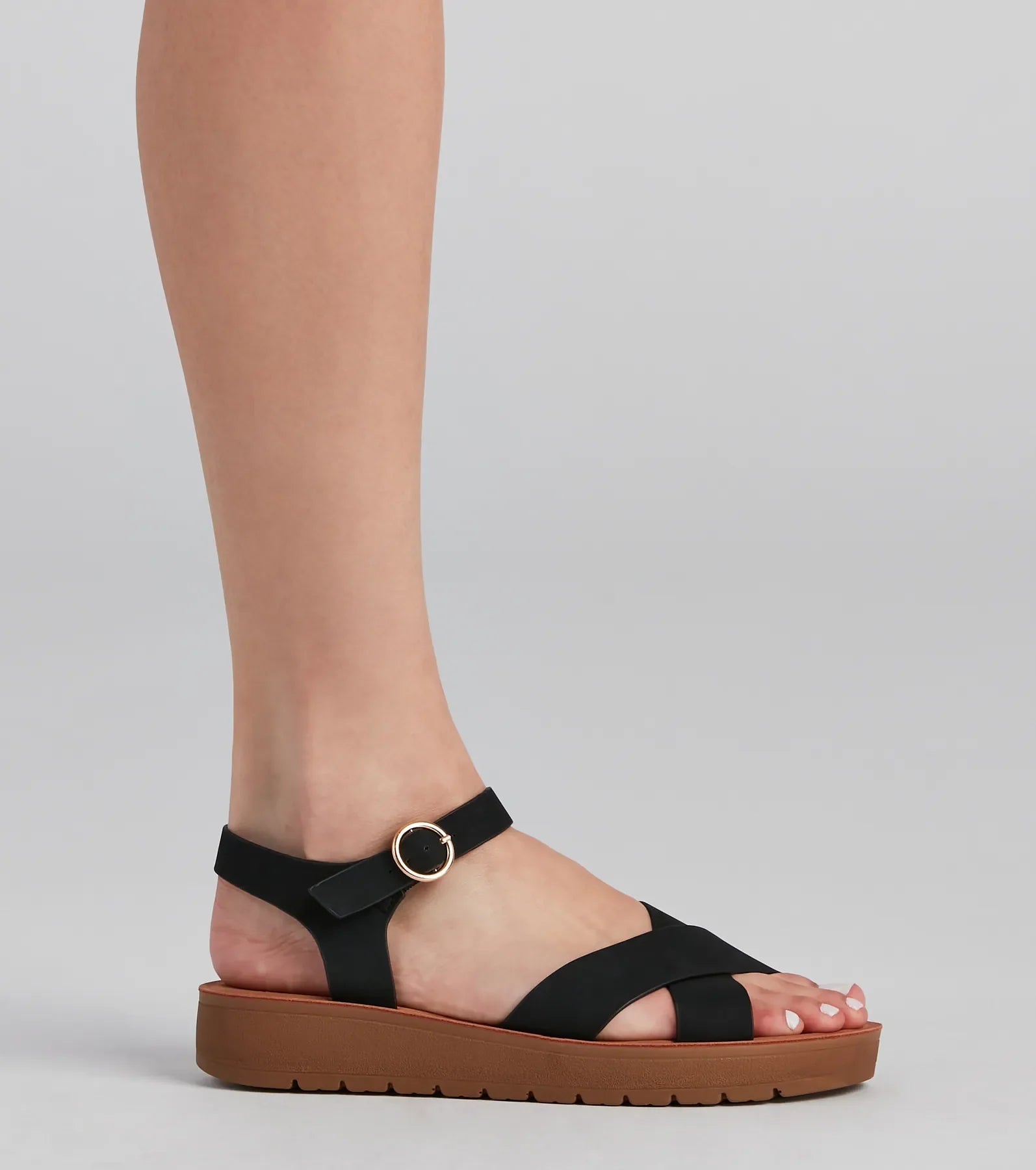 Comfort Level Criss-Cross Sandals - Image 6